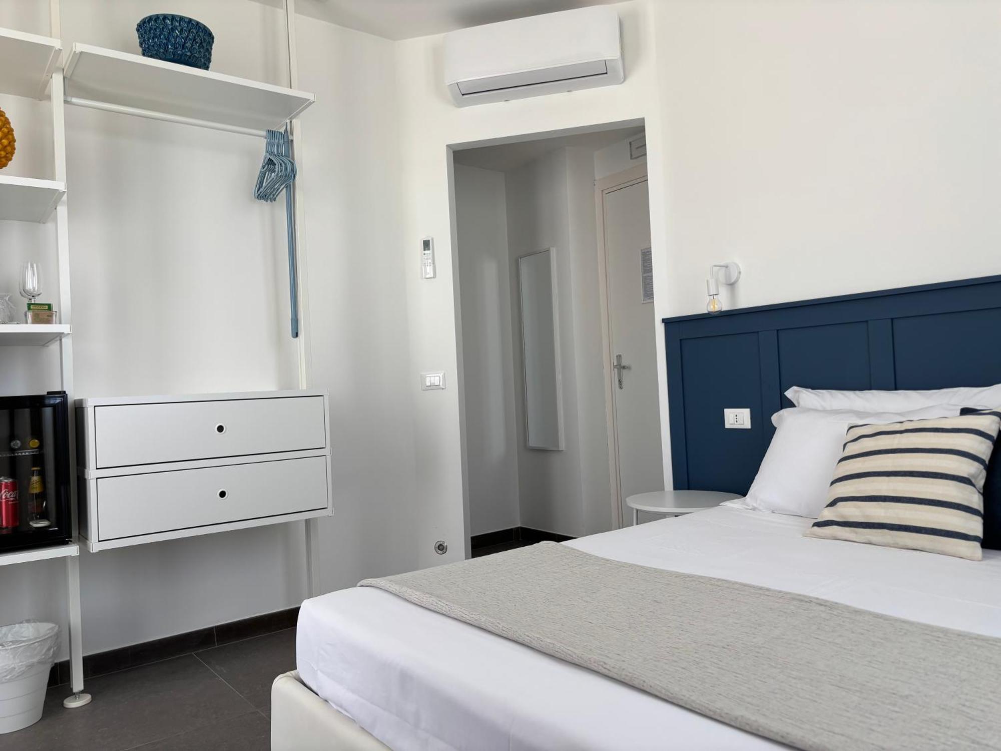 Cala Azzurra Macari Bed And Breakfast And Holidays House Exterior foto